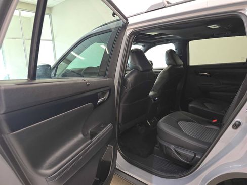 Certified 2025 Toyota Highlander XSE AWD/4WD image 24