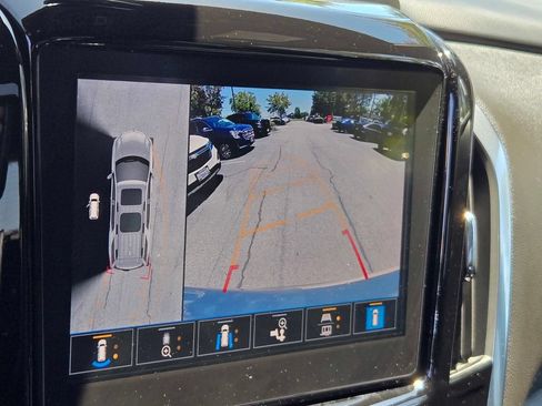 Used 2022 Chevrolet Traverse High Country AWD/4WD image 12