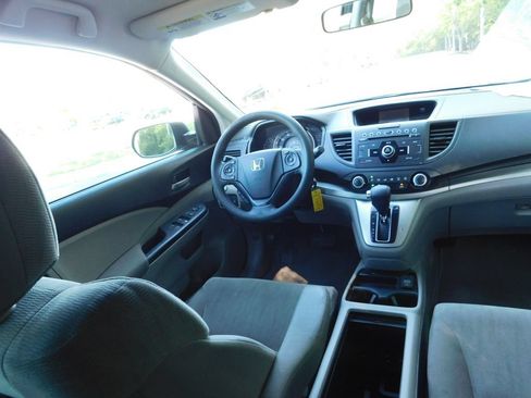 Used 2014 Honda CR-V LX image 2