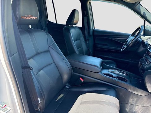 Used 2025 Honda Ridgeline TrailSport image 28