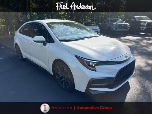 Used 2022 Toyota Corolla SE FWD image 1