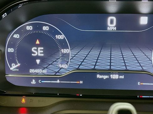 Used 2023 GMC Yukon XL Denali Ultimate image 12