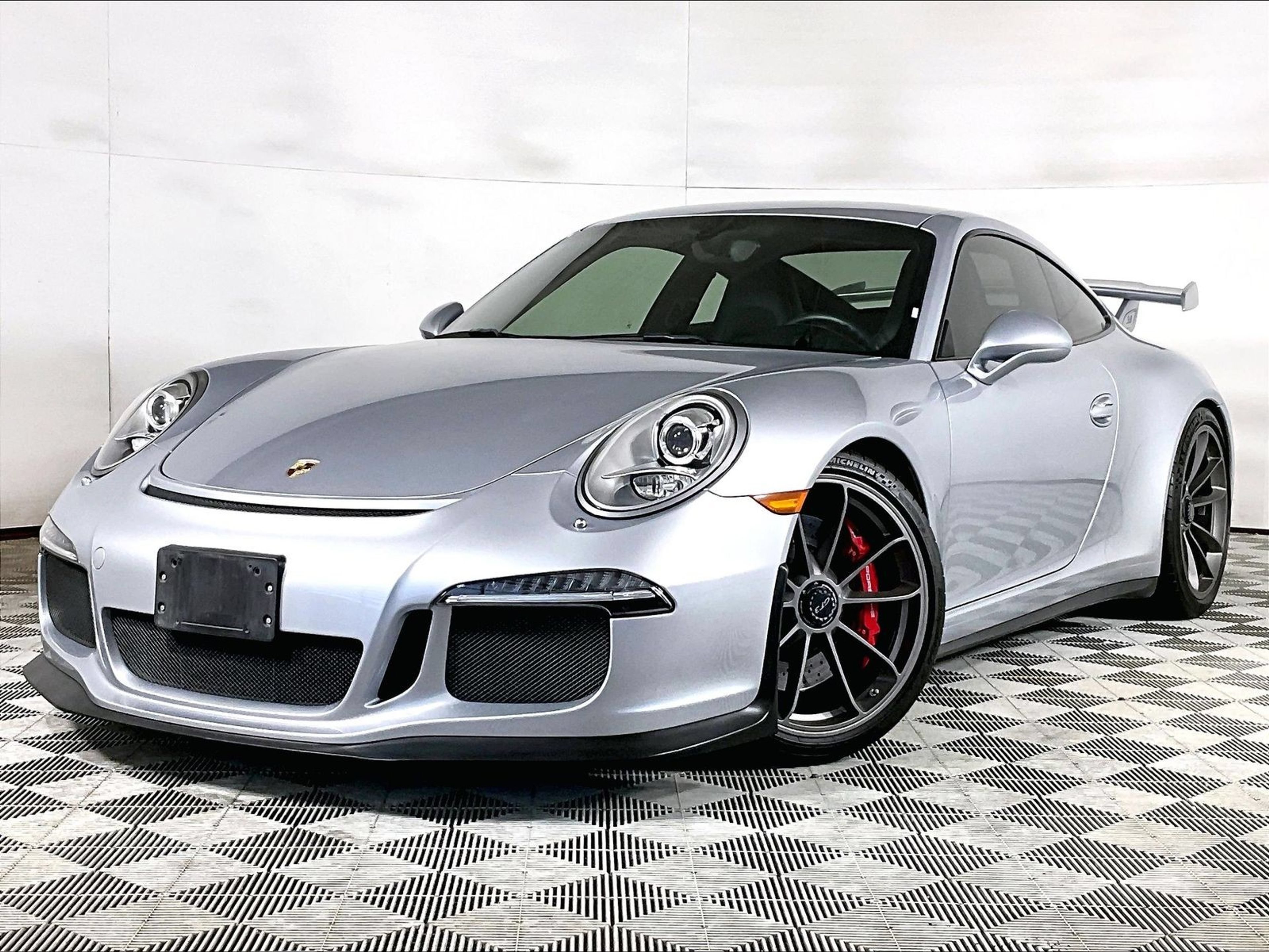 Certified 2014 Porsche 911 GT3 RWD image 1