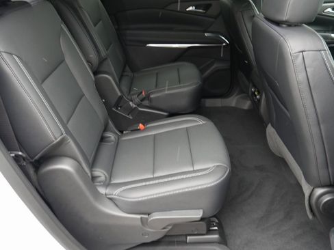 New 2026 Chevrolet Traverse LT w/ LPO, Floor Liner Package image 22