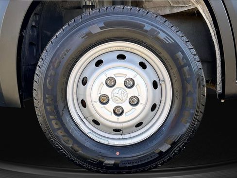 Used 2019 RAM ProMaster 2500 image 9