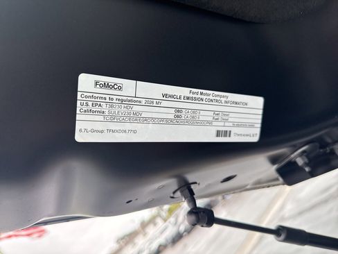 Used 2026 Ford F450 Platinum w/ FX4 Off-Road Package image 39