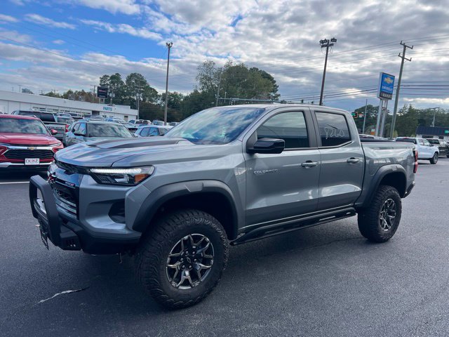New 2026 Chevrolet Colorado ZR2 w/ Off-Road Front Bumper Package AWD/4WD image 19