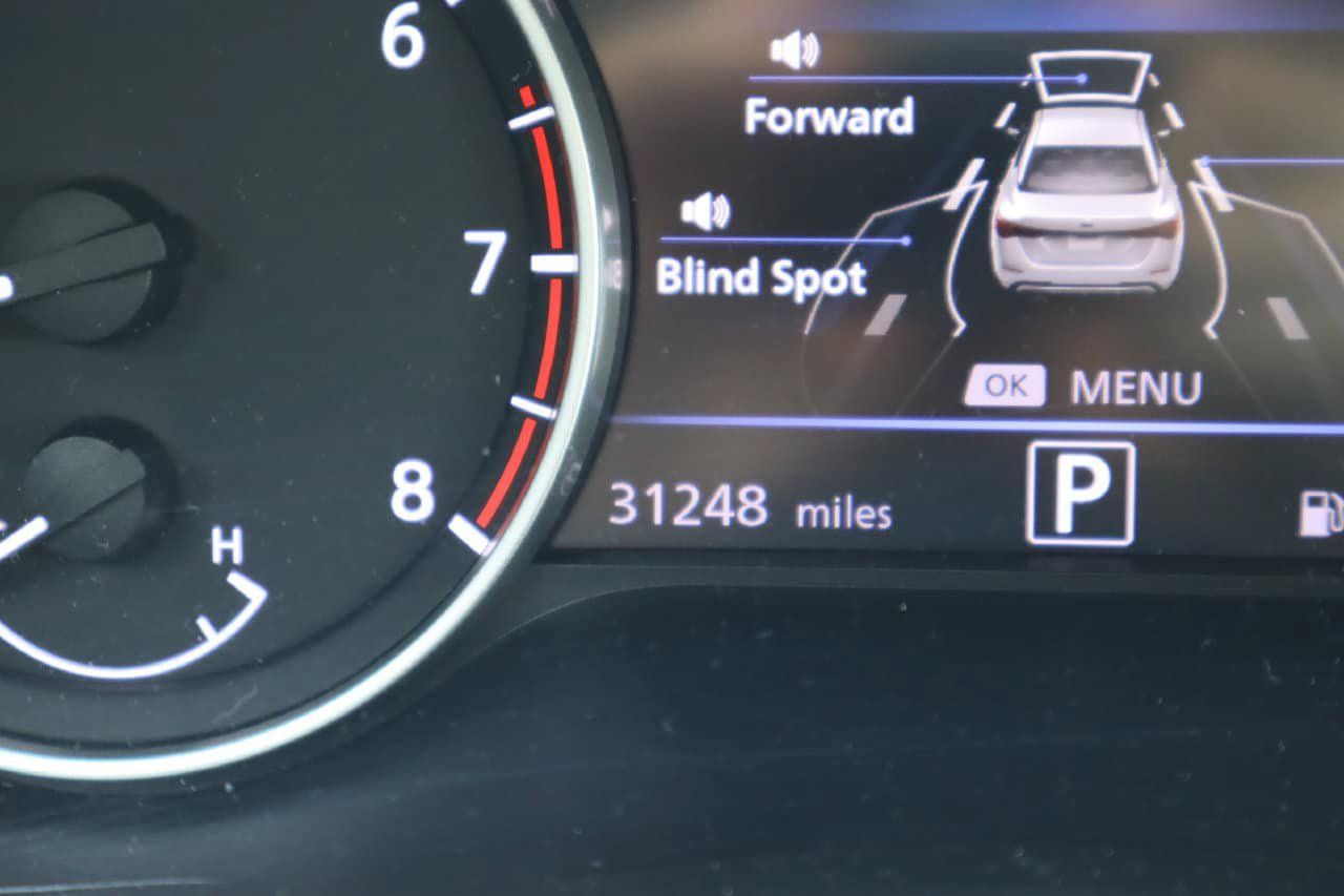 Used 2024 Nissan Sentra SV w/ Trunk Package FWD image 10