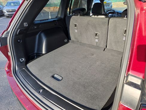 Used 2023 Jeep Grand Cherokee Altitude image 35