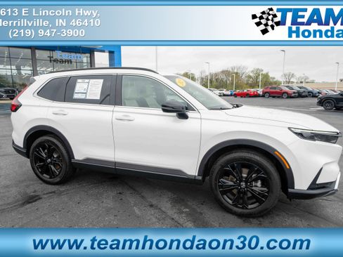 Used 2025 Honda CR-V Sport Touring image 1