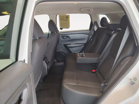 Certified 2024 Nissan Rogue S FWD image 25