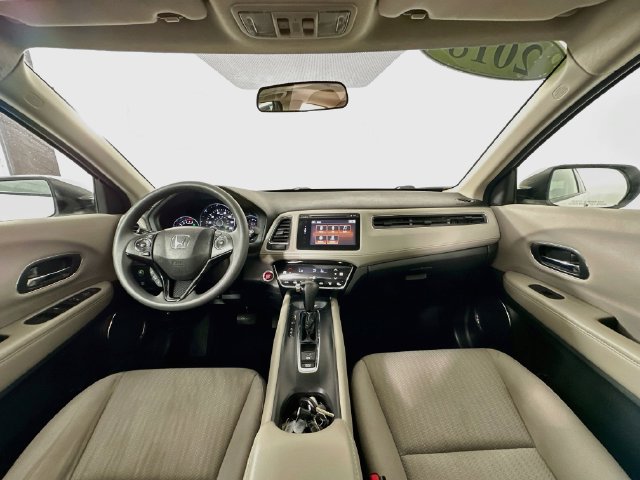 Used 2018 Honda HR-V EX image 3