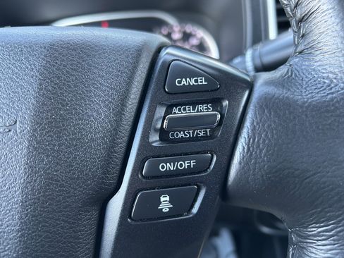 Used 2022 Nissan Frontier SV image 24