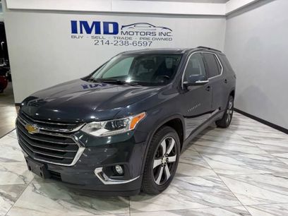 Used 2021 Chevrolet Traverse LT w/ LT Premium Package