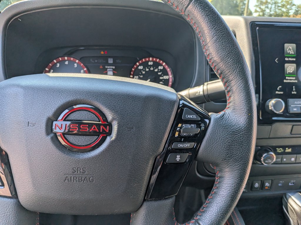 Used 2022 Nissan Frontier Pro-X RWD image 12