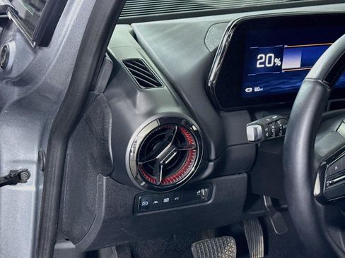 Used 2024 Chevrolet Equinox EV RS AWD/4WD image 4