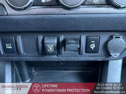 Used 2021 Toyota Tacoma TRD Sport image 6