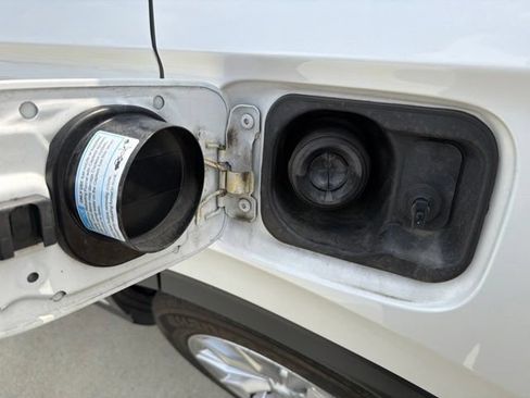 Used 2024 Honda CR-V EX-L image 22