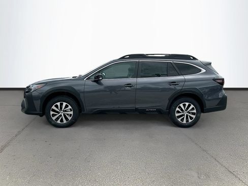 Certified 2025 Subaru Outback Premium w/ Popular Package #1A AWD/4WD image 4