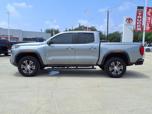 Used 2023 GMC Canyon AT4 AWD/4WD image 8