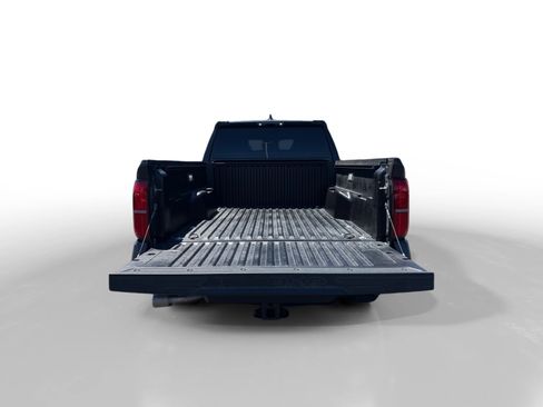 Used 2025 Toyota Tacoma TRD Off-Road AWD/4WD image 17