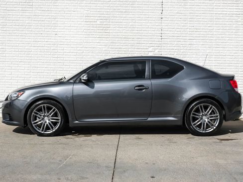 Used 2012 Scion tC image 11