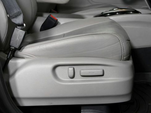 Used 2017 Honda Pilot Elite image 48