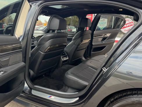 Used 2016 BMW 750i xDrive image 20