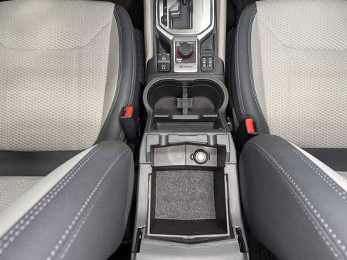 Used 2023 Subaru Forester Premium image 21