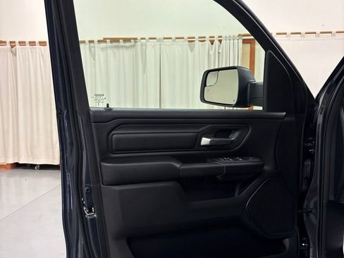 New 2026 RAM 1500 Express AWD/4WD image 15
