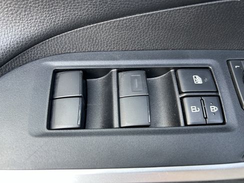 Used 2020 Toyota RAV4 TRD Off-Road w/ TRD Off-Road Weather Package AWD/4WD image 16