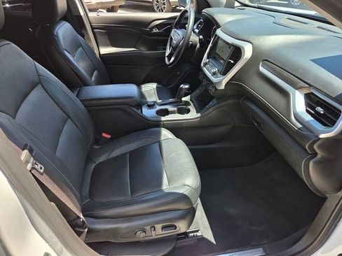 Certified 2019 GMC Acadia SLT AWD/4WD image 15