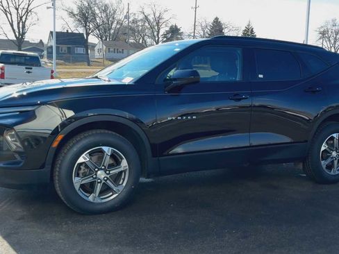 Certified 2023 Chevrolet Blazer LT w/ Convenience Package image 6