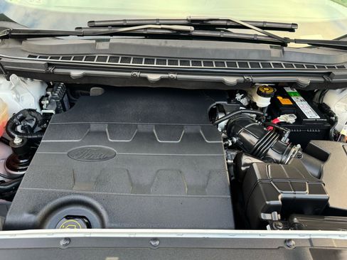 Used 2018 Ford Edge SEL w/ Equipment Group 201A image 32