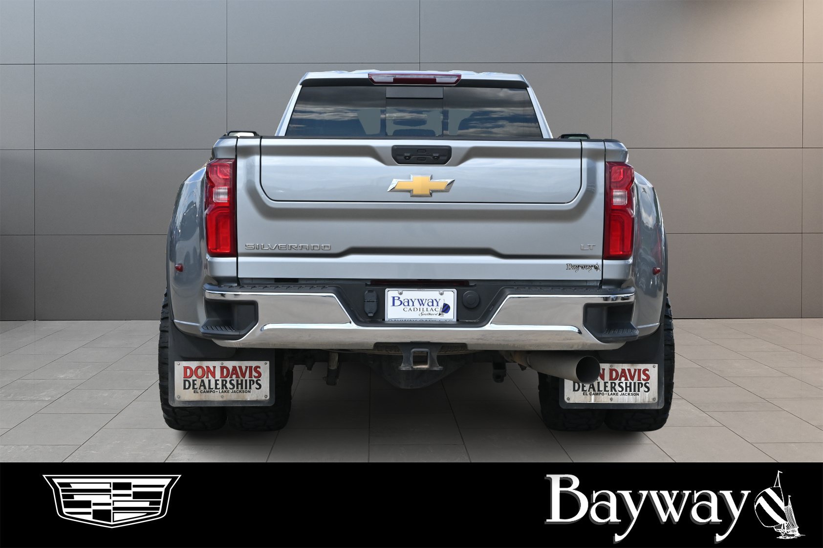 Used 2025 Chevrolet Silverado 3500 LT AWD/4WD image 7