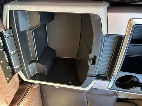 Used 2015 RAM 3500 Laramie Longhorn image 51