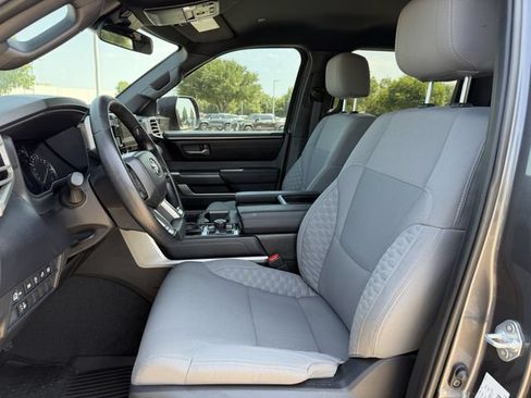 Used 2025 Toyota Tundra SR5 AWD/4WD image 25