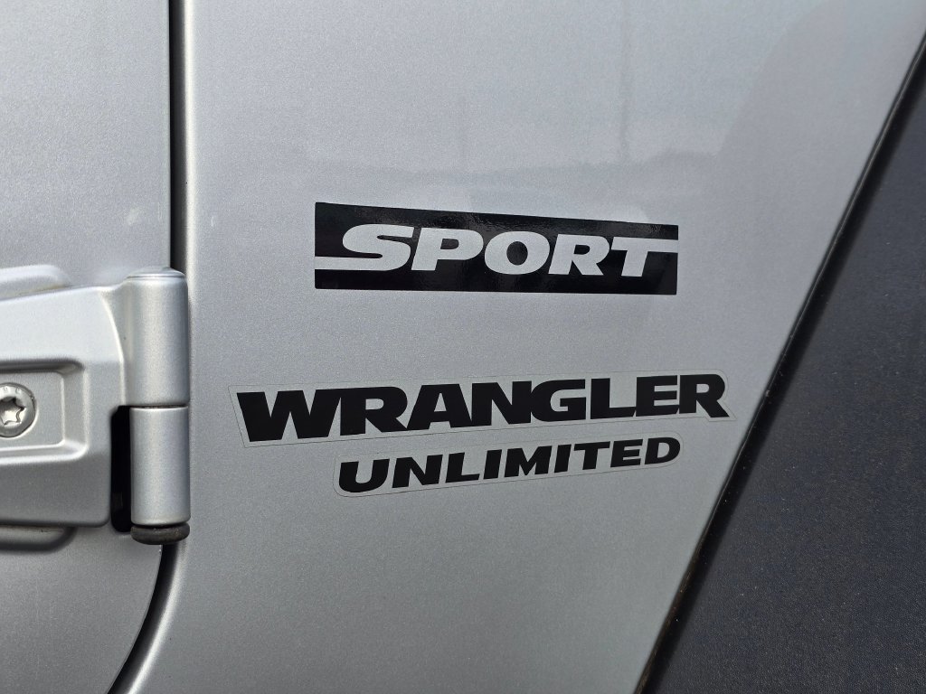 Used 2011 Jeep Wrangler Unlimited Sport AWD/4WD image 11