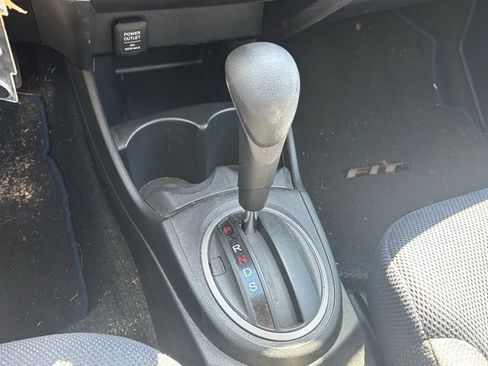 Used 2012 Honda Fit Sport image 10