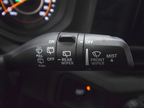 Used 2024 Jeep Wrangler Unlimited Sport AWD/4WD image 39