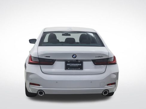 Used 2025 BMW 330i xDrive Sedan w/ Convenience Package AWD/4WD image 4