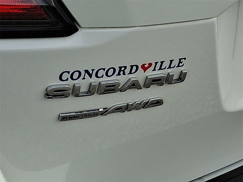 Used 2020 Subaru Outback Premium image 32