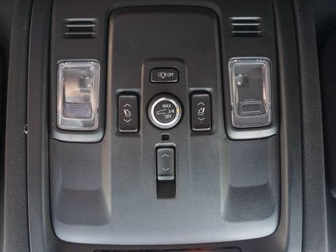 Used 2025 Chevrolet Tahoe Premier RWD image 28