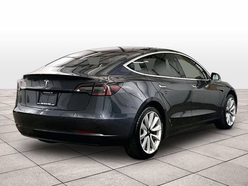 Used 2018 Tesla Model 3 Long Range RWD image 11