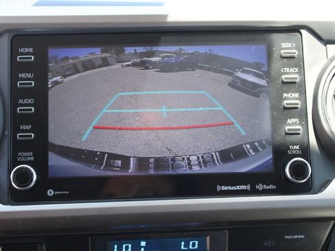 Used 2022 Toyota Tacoma SR5 RWD image 19