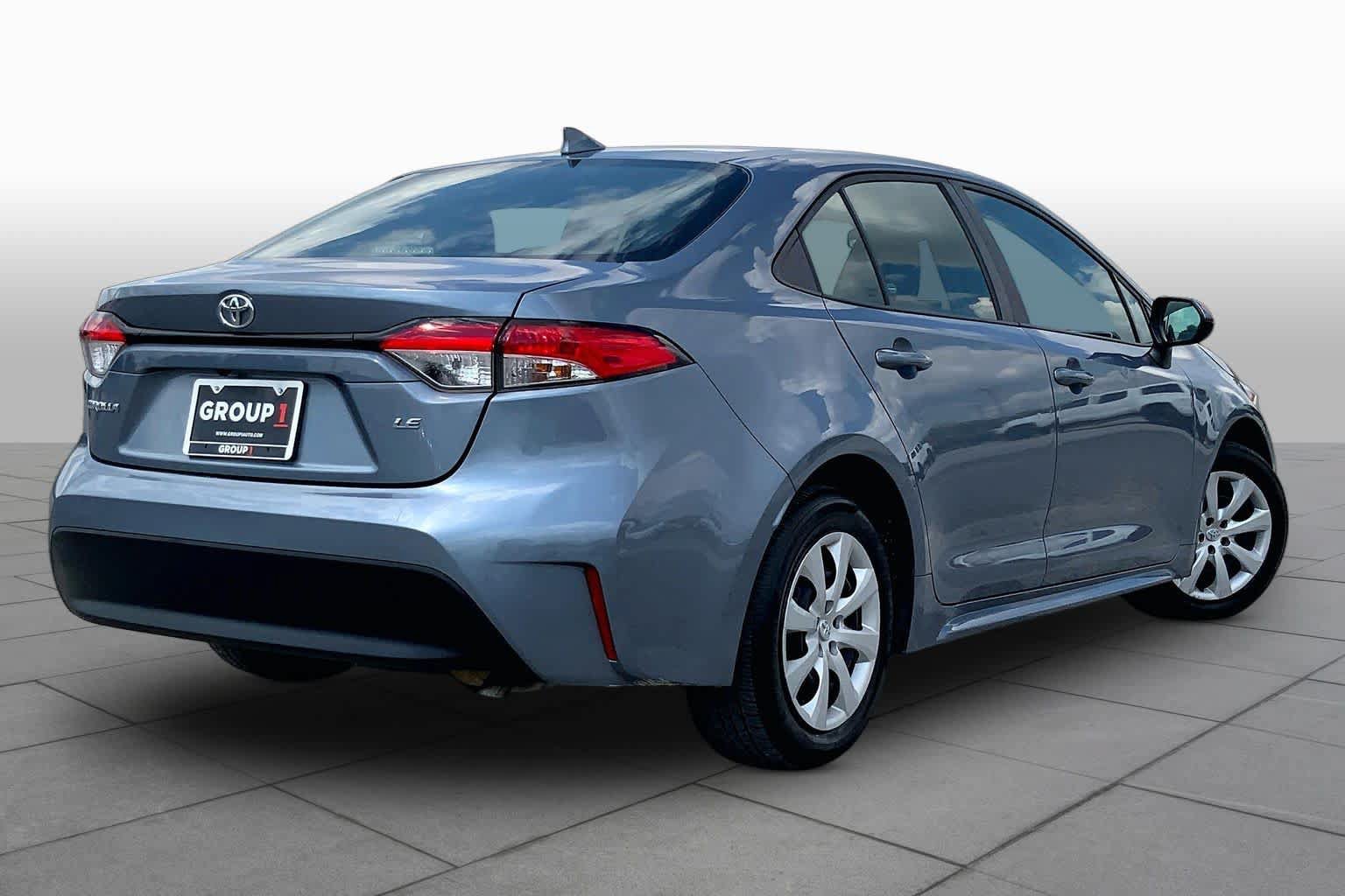 Used 2024 Toyota Corolla LE FWD image 13