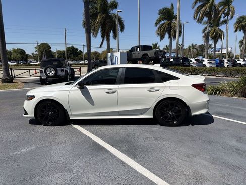 Certified 2024 Honda Civic Sport image 5