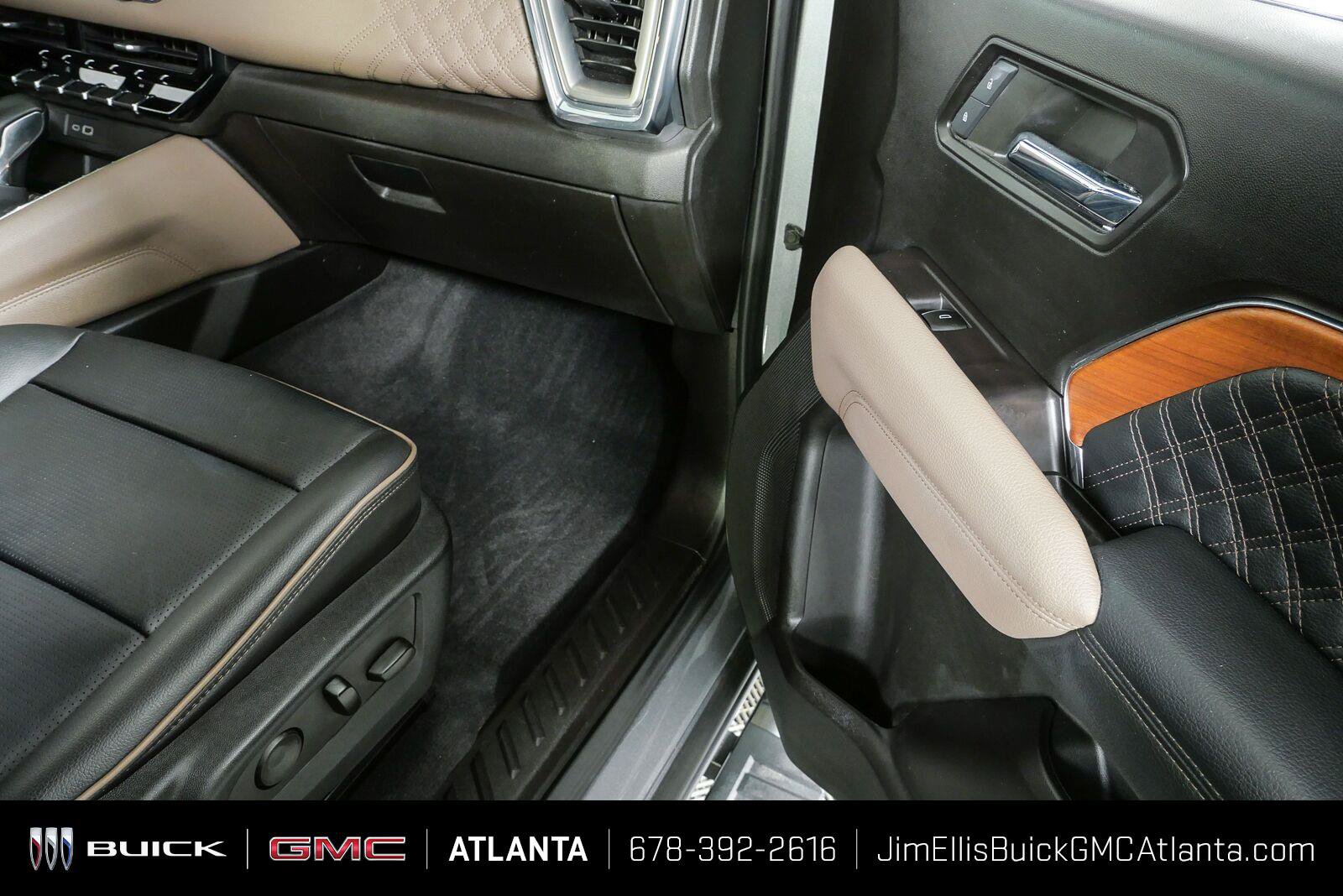 Used 2023 GMC Canyon Denali AWD/4WD image 26