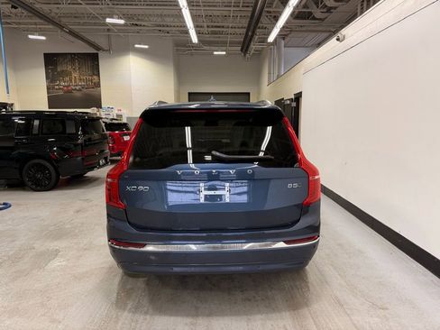 Used 2024 Volvo XC90 B5 Plus image 4