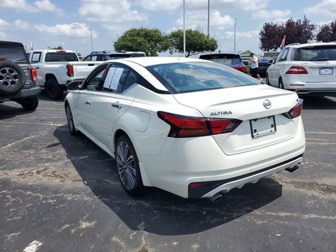 Certified 2025 Nissan Altima 2.5 SL FWD image 3